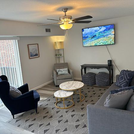 Peaceful Park 2 Bedroom Remodeled Family Suite Granite City Buitenkant foto