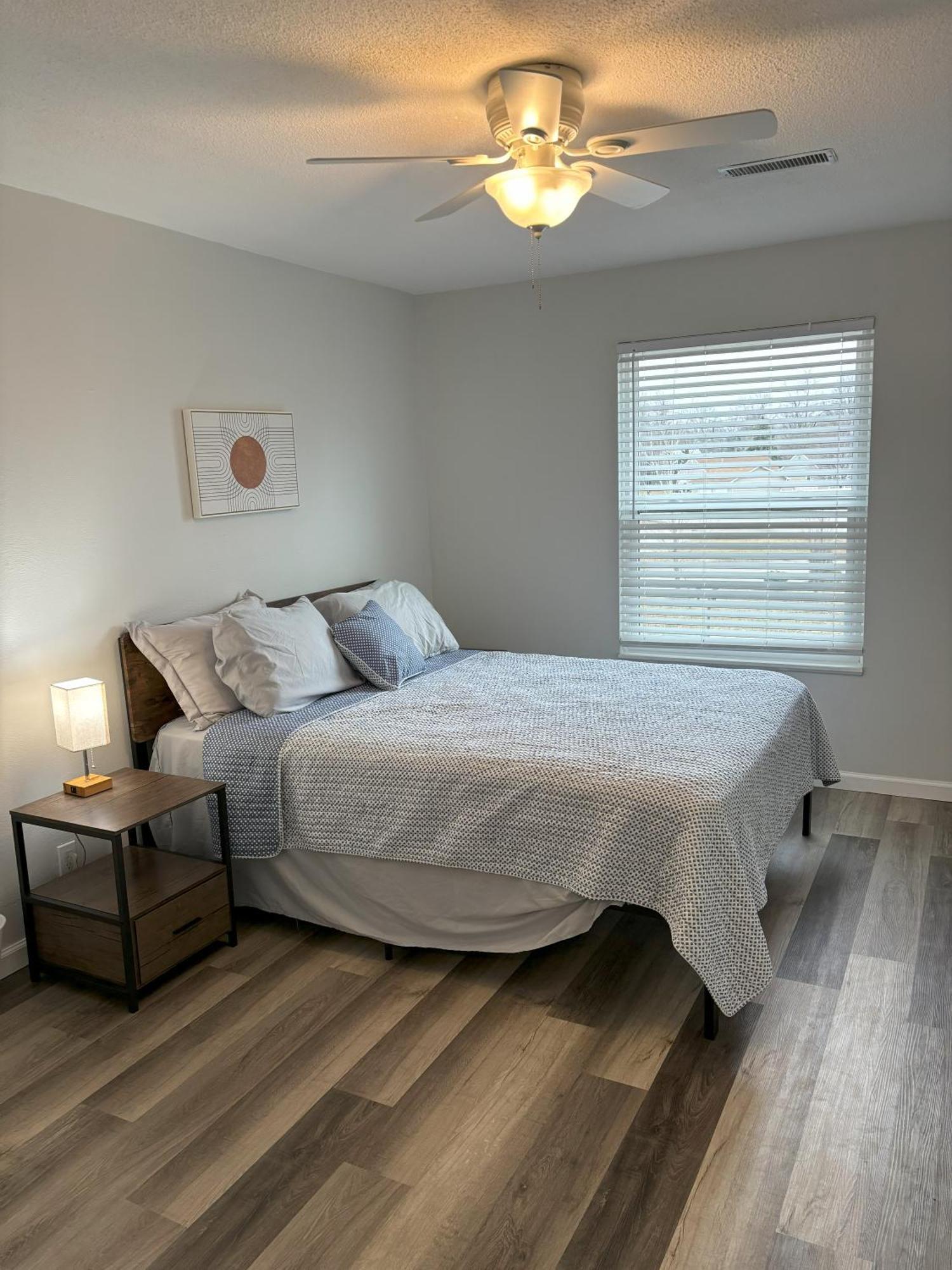Peaceful Park 2 Bedroom Remodeled Family Suite Granite City Buitenkant foto